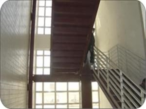 钢结构楼梯.jpg