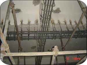 新加箍筋与原结构箍筋进行焊接连接.jpg